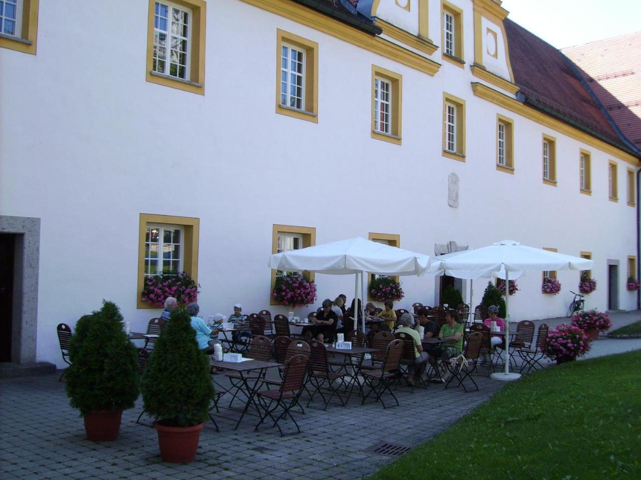 Tagungshaus Im Kloster Neresheim Exterior foto